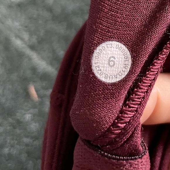 Lululemon Key to Balance Tank - Picture 3 of 3